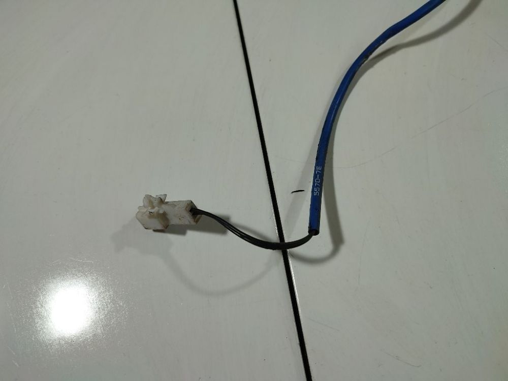 Toyota Avensis 2003 Czujnik Temperatury Zewnętrznej - Thumbnail 2