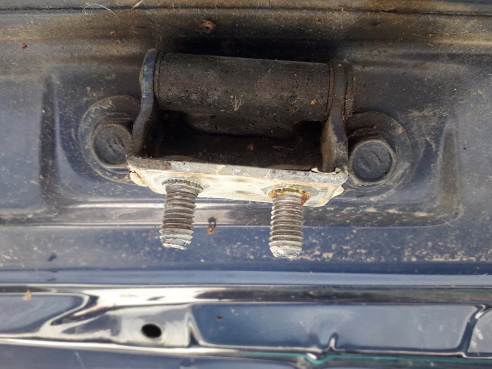 Toyota Corolla Verso 2005 Hood Hinges - REAR RIGHT - Thumbnail 3