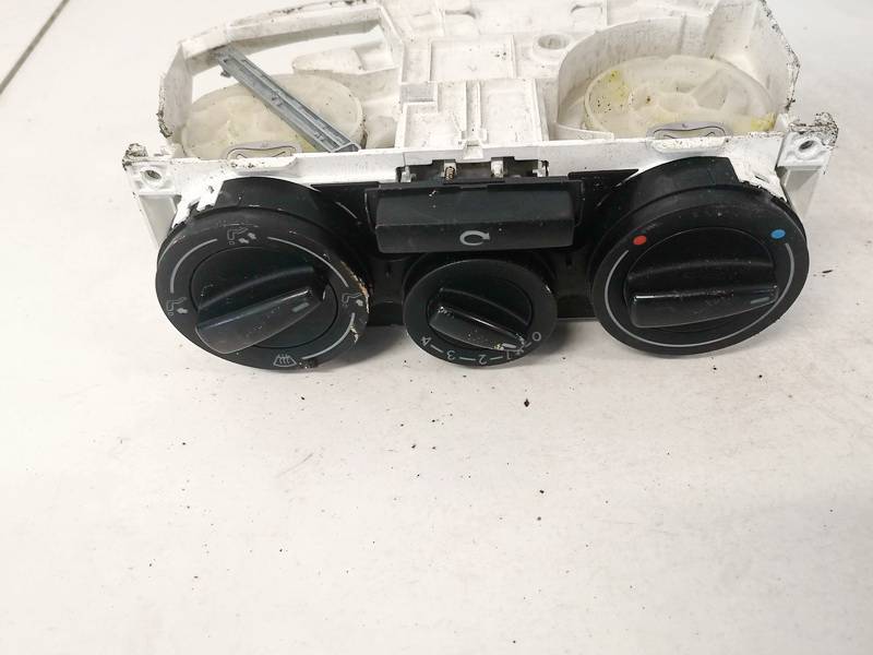1J0819045F Volkswagen Lupo 2001 Climate Control Panel (heater control switches)