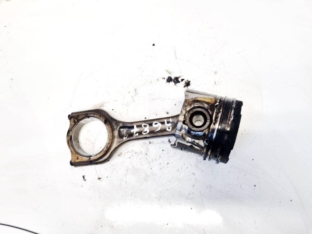 Citroen C4 2005 Piston and Conrod (Connecting rod)