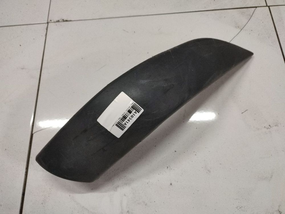 7700428470 Renault Scenic 2002 Bumper Trim Strip Corner - REAR LEFT