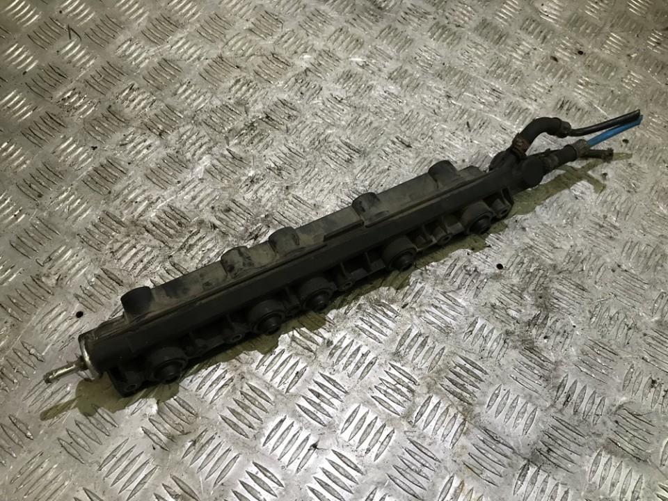 0280151012 023133313g 2437013002 Fuel injector rail (injectors)(Fuel