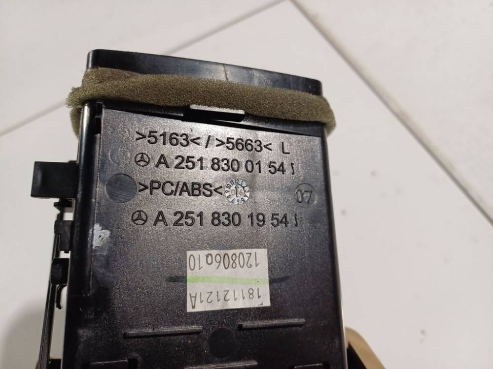 A2518300154 Mercedes-Benz R-CLASS 2007 Dash Vent (Air Vent Grille) - Thumbnail 3