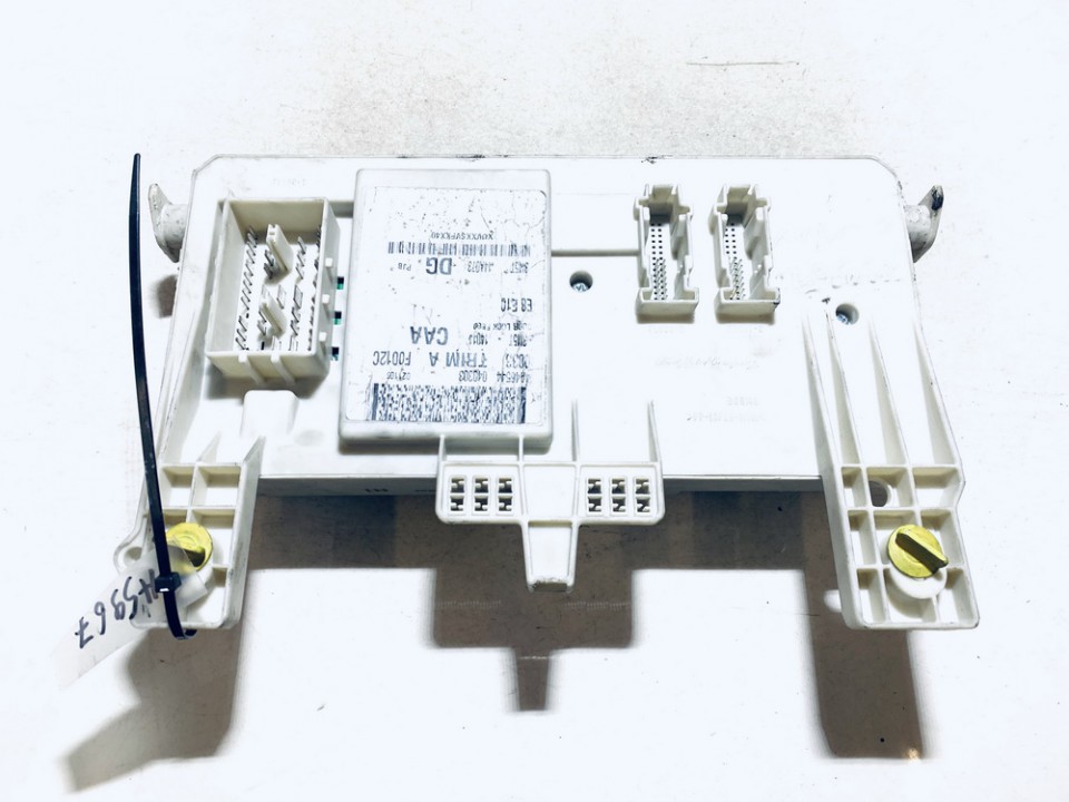 3M5T14A073DG Ford C-MAX 2004 Skrzynka bezpieczników - Thumbnail 2