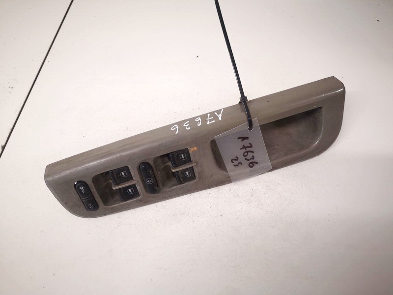 1J4959857B Volkswagen Golf 2000 Power window control (Window Regulator-Window Switch)