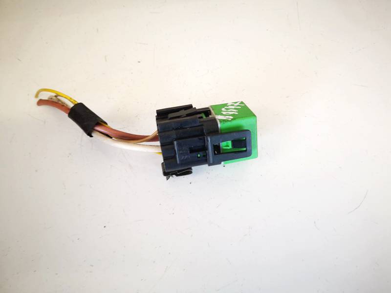 12V35A03531 Peugeot 406 1999 RELÉ PARA AUTOMÓVIL