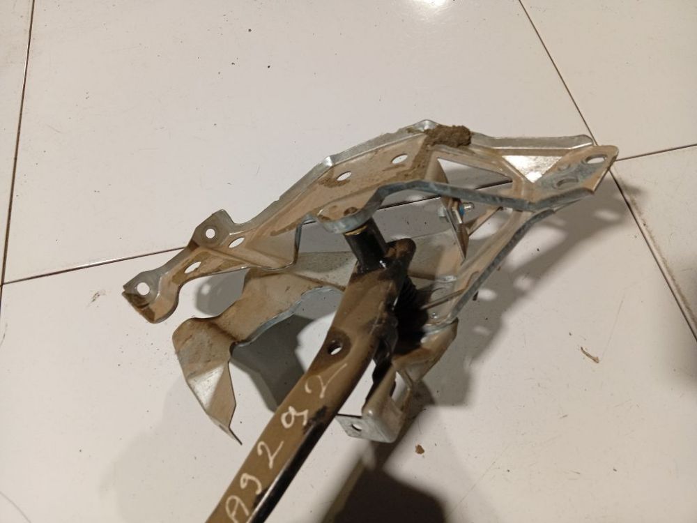 Opel Astra 2004 Jarrupoljin - Thumbnail 4