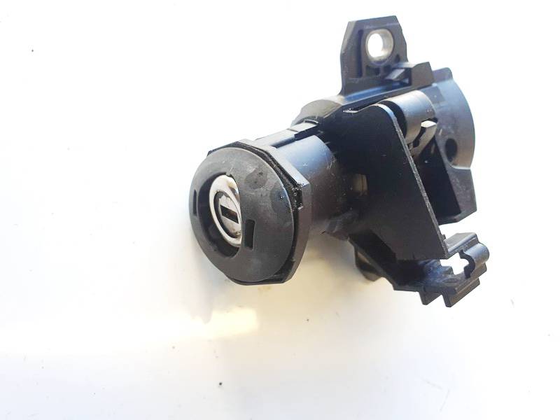 51247167321 BMW 3-Series 2007 Вставка замка багажника - Thumbnail 2