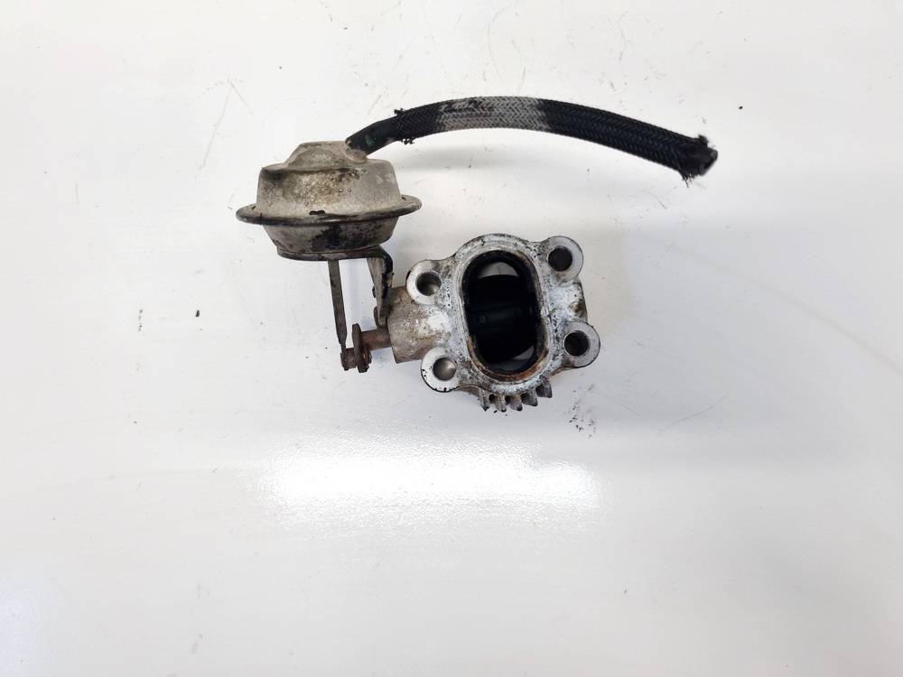 Toyota Avensis 2011 EGR voztuvas