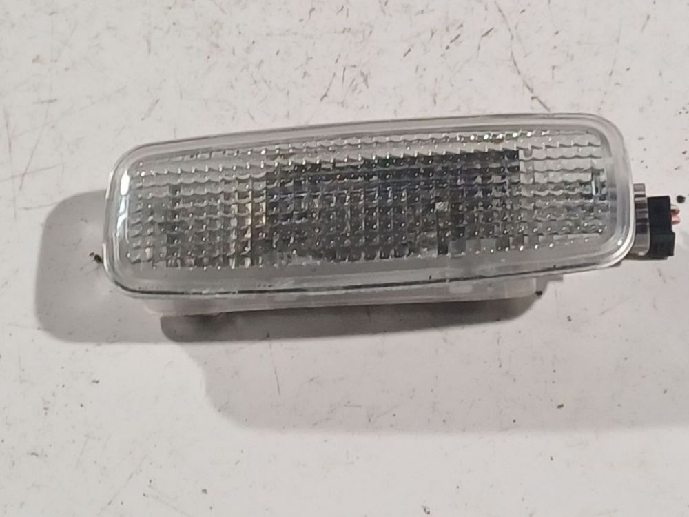 4E0947105 Audi A6 2005 Interior lighting