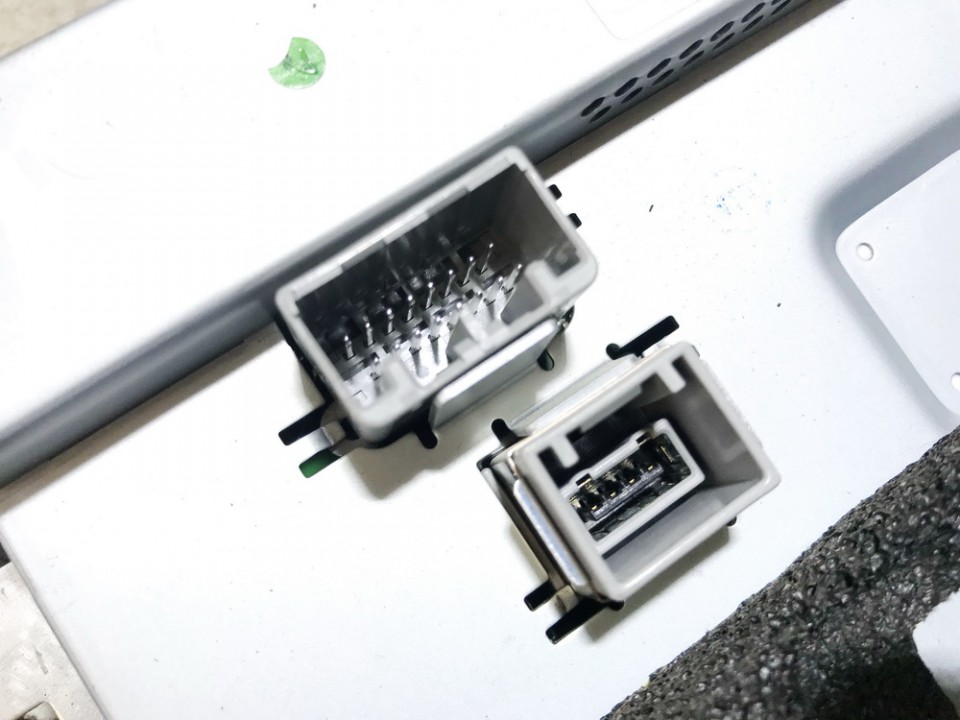 31357023 Volvo S60 2012 Navigaation näyttö - Thumbnail 3