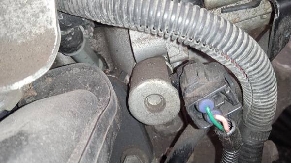 Toyota Aygo 2008 Zawór adaptacji wałka rozrządu (zawór faz rozrządu)