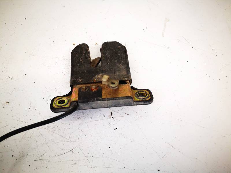 Audi 100 1994 Trunk Lid Lock Latch - REAR - Thumbnail 3