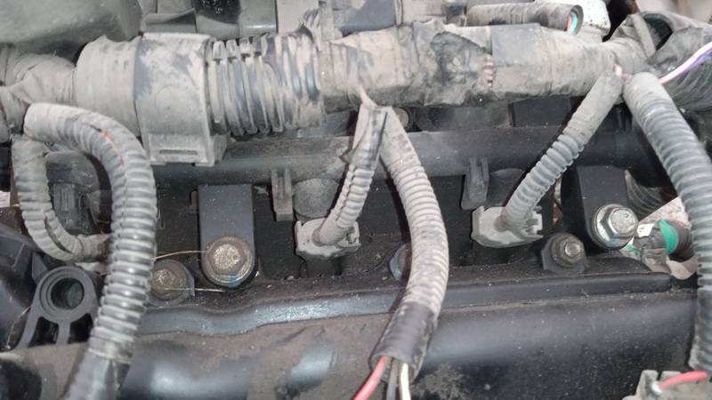 2325000010 Toyota Aygo 2008 Szyna Wtryskiwaczy