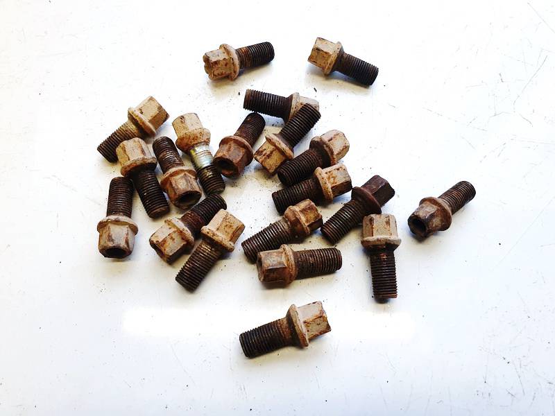 Skoda Octavia 1998 Vehicle Wheel Nuts kit - Thumbnail 2
