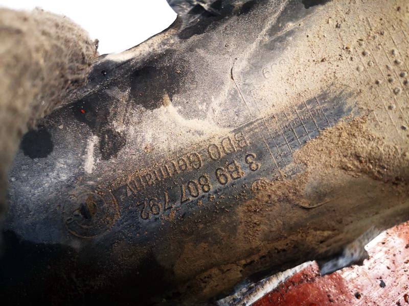 3B9807792 Volkswagen Passat 1998 baguette pare-chocs arrière Droite - Thumbnail 4