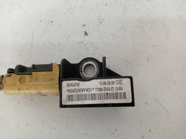 77930SWAE113M4 Honda CR-V 2007 Srs Airbag crash sensor - Thumbnail 2