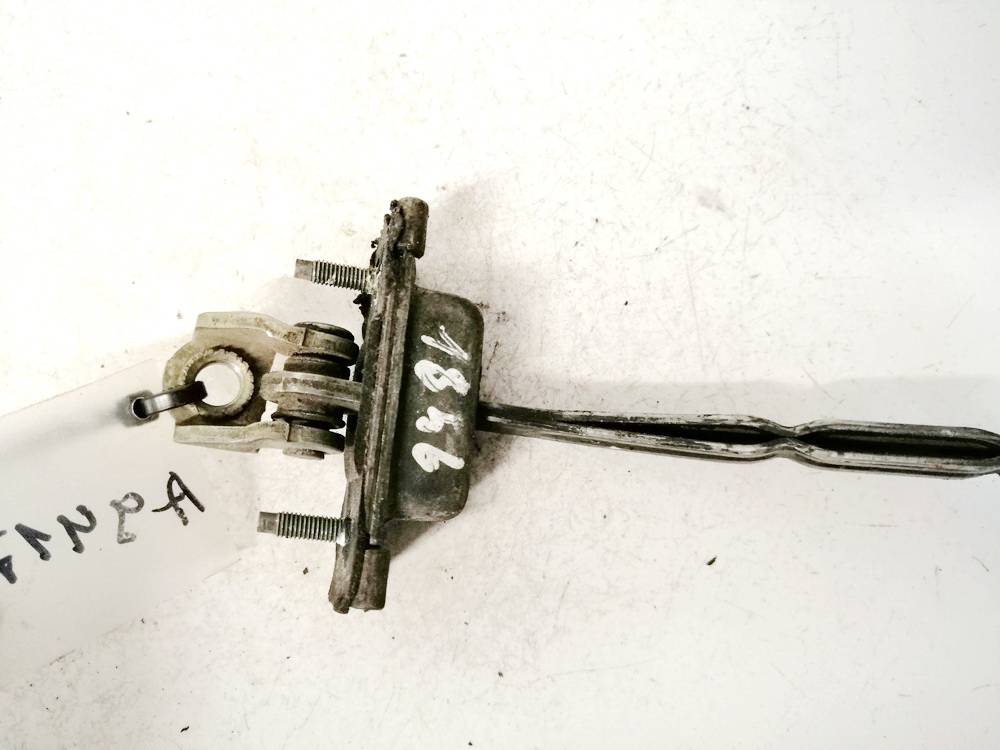 Ford Focus 2004 Door Check (Strap) - FRONT LEFT - Thumbnail 3