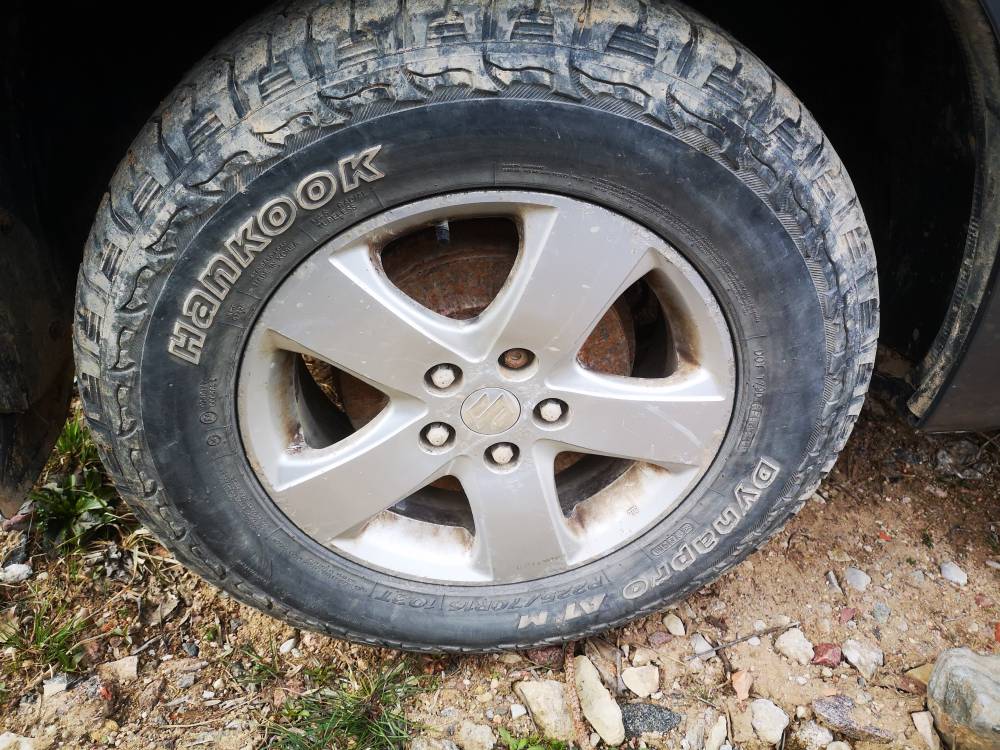 5X114.3 Suzuki Grand Vitara 2006 Komplet Kół Zimowych R16