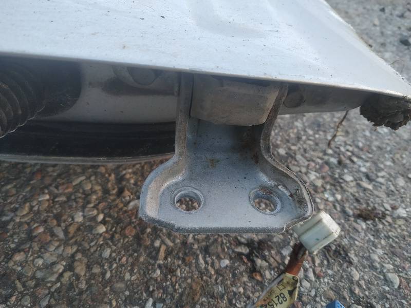 Toyota Prius 2006 Zawias przednich drzwi - PRZEDNIE