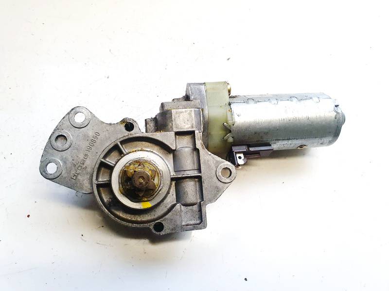 0130002487 Audi A6 1999 Istuimen moottori - EDESSÄ VASEMMALLA - Thumbnail 3