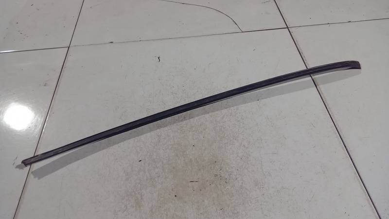 3C0854328A Volkswagen Passat 2006 Glass trim tape - FRONT - Thumbnail 2