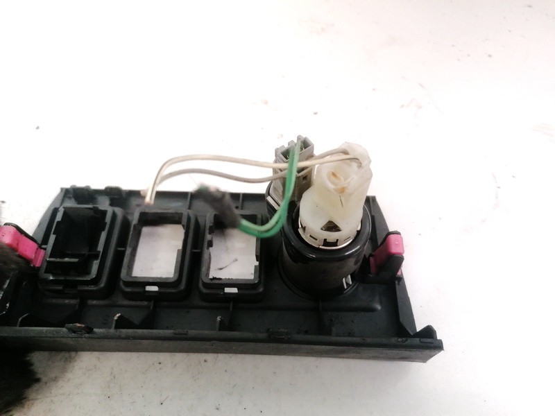 5544942010 Toyota RAV-4 2006 Allume-cigare Prise de courant - Thumbnail 2