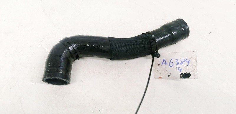 Audi A4 2001 Vandens slanga