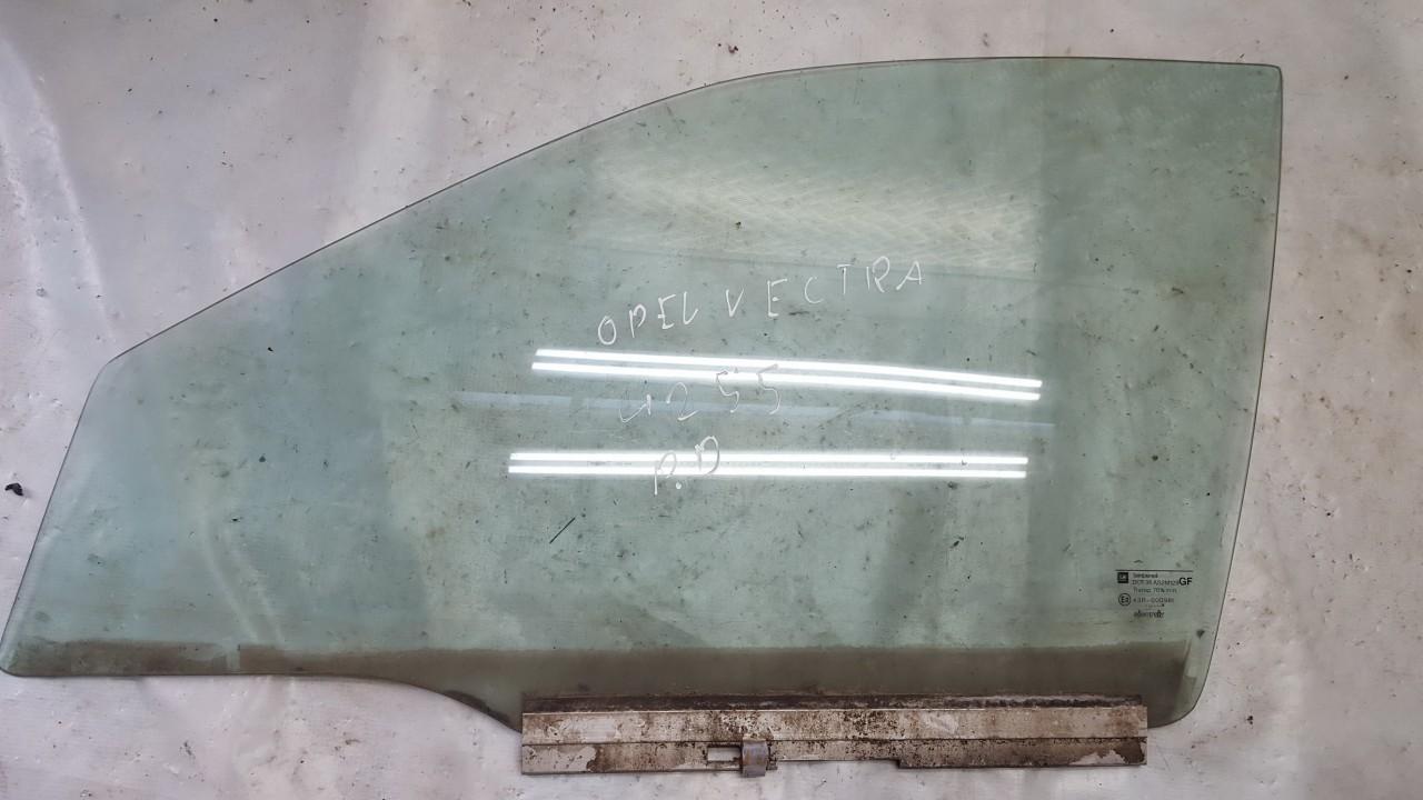 Opel Vectra 1998 Duru stiklas P.D.
