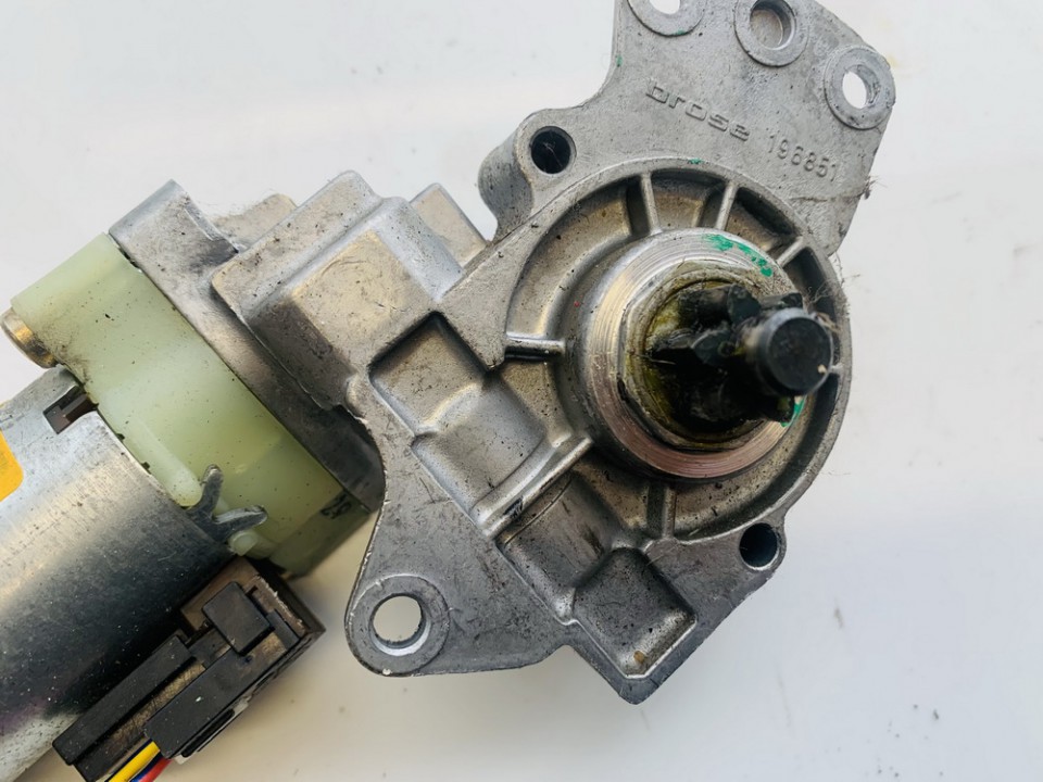 3B0959762Q Audi A6 2002 Seat Motor Regulator - FRONT RIGHT - Thumbnail 3