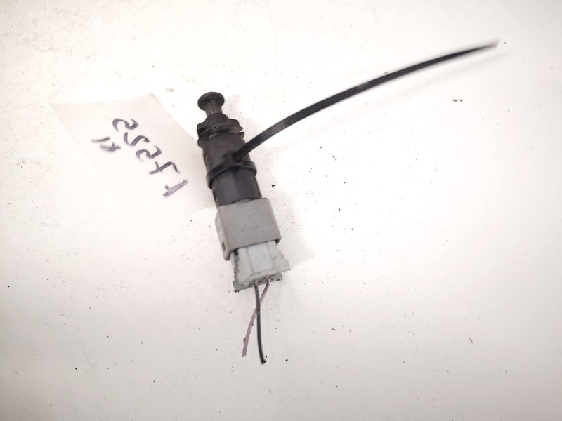 110894 Renault Laguna 2002 Stabdziu zibintu daviklis (rele-varlyte) - Thumbnail 2