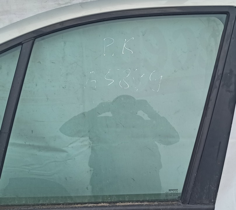 PILKA Renault Scenic 2000 Seitenscheibe Fenster Seiten Scheibe Vorne Linke