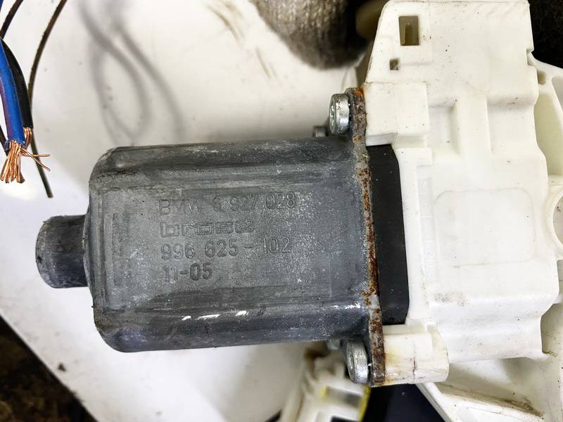 996625102 BMW 3-Series 2011 Window Motor - FRONT RIGHT - Thumbnail 3