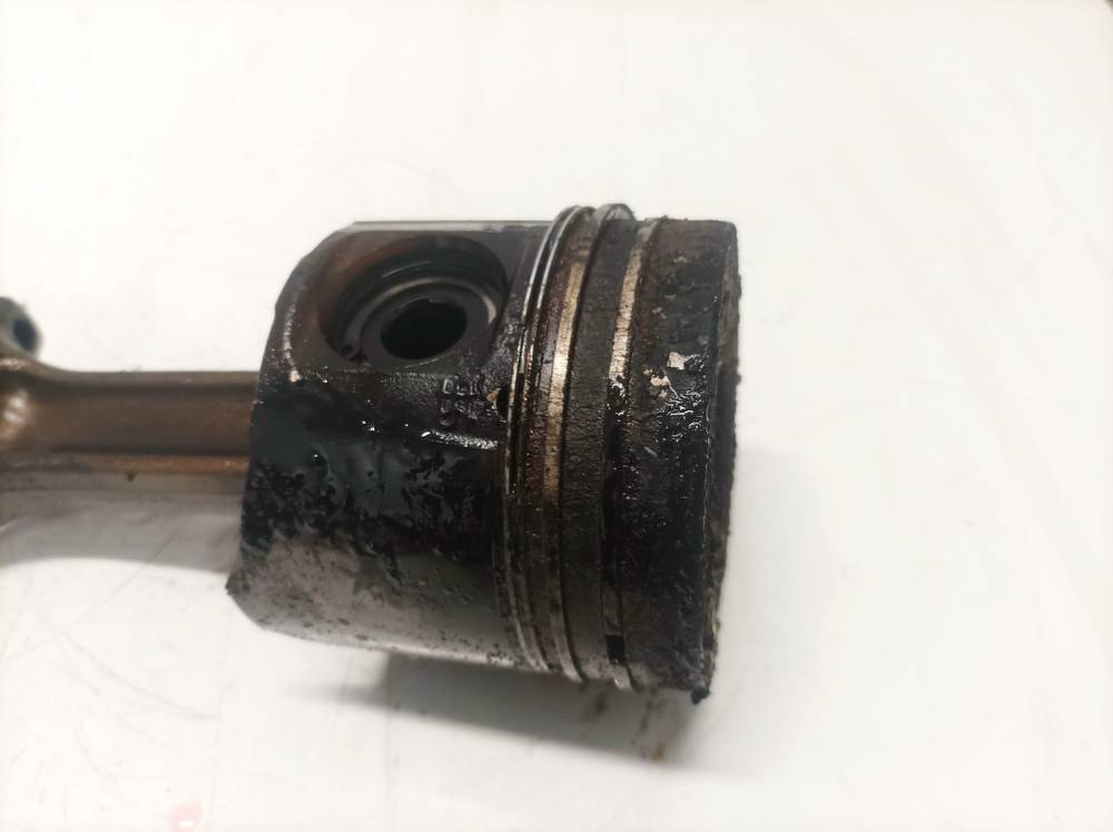 Renault Espace 2002 Tłok z korbowodem - Thumbnail 2