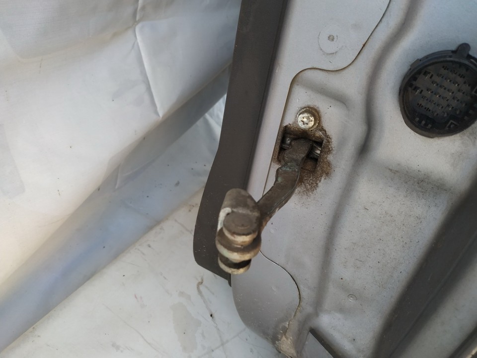 Opel Meriva 2003 Durvju atvēruma ierobežotājs - PRIEKŠA PA KREISI - Thumbnail 2