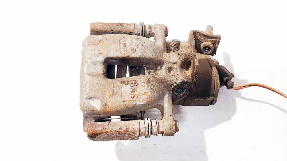 Volkswagen Passat 2006 Zacisk hamulcowy - TYLNE PRAWE