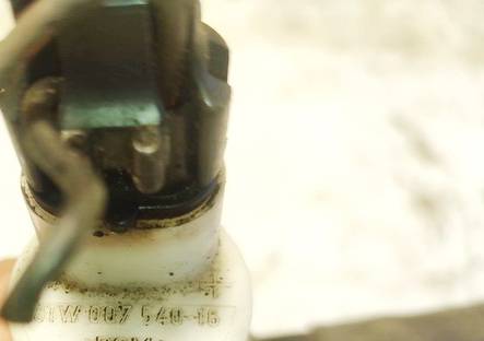 8TW00754016 Chrysler Sebring 2007 Windshield Windscreen Washer Pump - Thumbnail 3