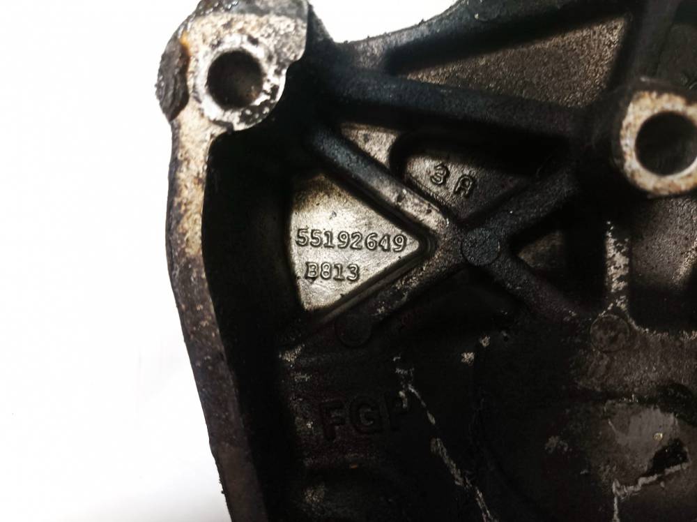 551926490 Opel Zafira 2005 Wspornik silnika - Thumbnail 2