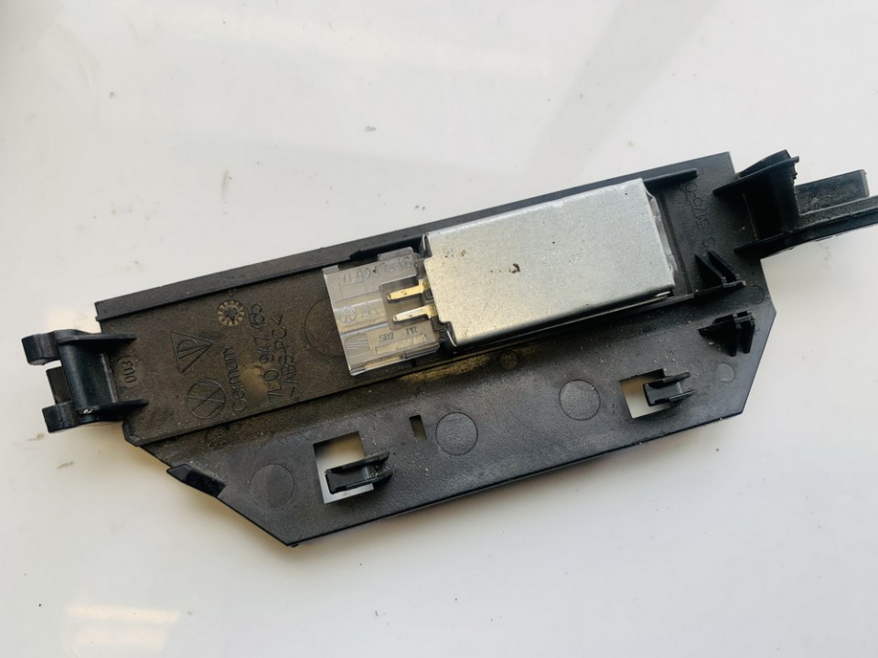 7L0947155 Volkswagen Touareg 2005 éclairage intérieur - Thumbnail 2