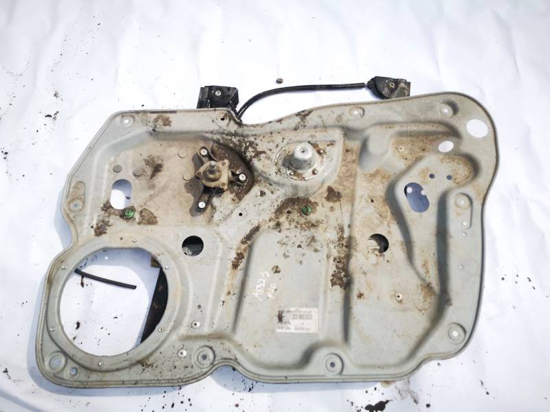 2K1837752BN Volkswagen Caddy 2007 Duru lango pakelejas P.D.