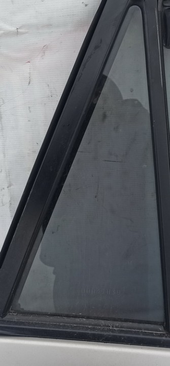 PILKA Toyota Corolla Verso 2003 Dreieck, Dreieckscheibe, Fenster Hinten Rechts
