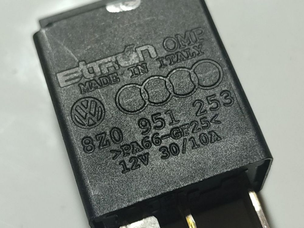 8Z0951253 Audi A6 2005 Relay module - Thumbnail 4