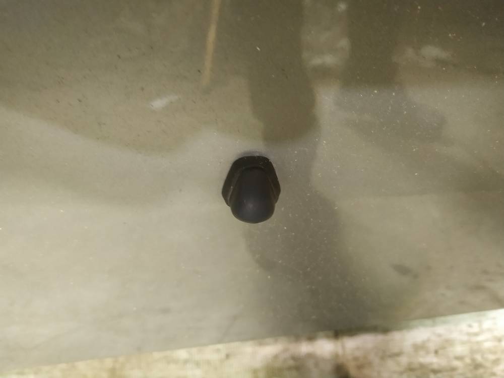 Suzuki Swift 2006 Priekinio stiklo apiplovimo purkstukas