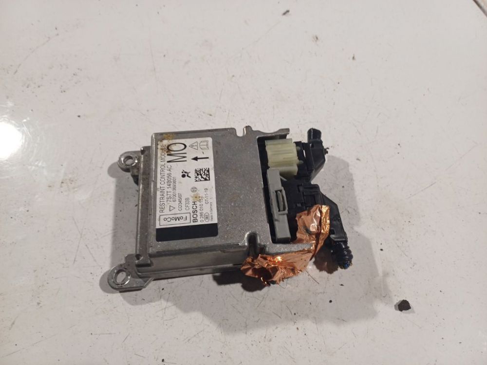 7S7T14B056AC Ford Mondeo 2007 Airbag crash sensors module
