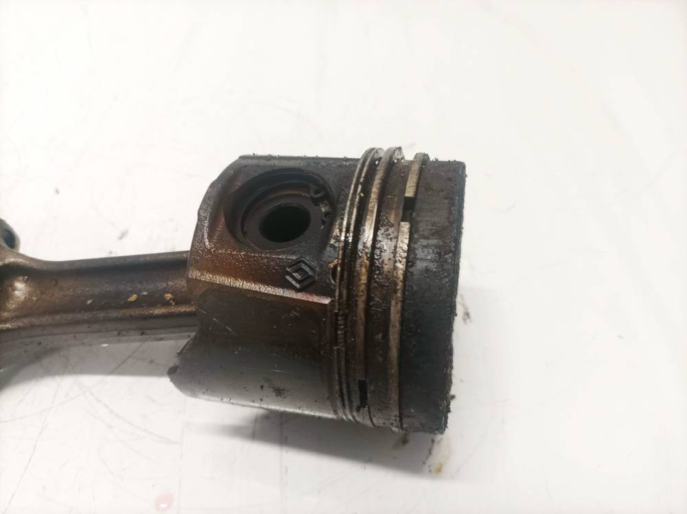 Renault Espace 2002 Tłok z korbowodem - Thumbnail 2