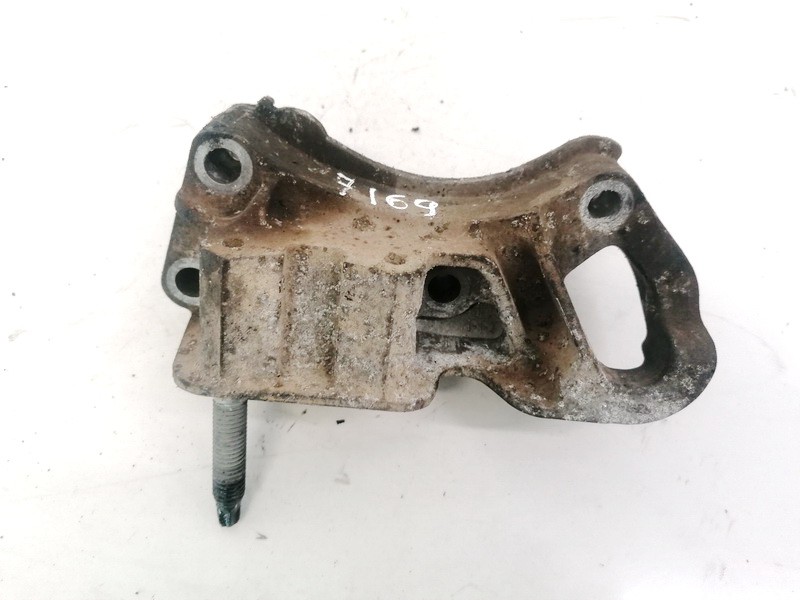 Ford Focus 2006 Variklio kronsteinas ir Greiciu dezes kronsteinas - Thumbnail 3