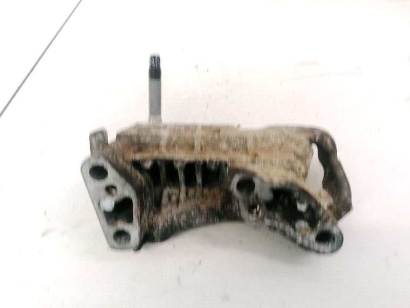 Ford Focus 2006 Variklio kronsteinas ir Greiciu dezes kronsteinas - Thumbnail 2