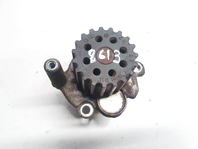 03L121031C Audi Q5 2009 Pompa wodna