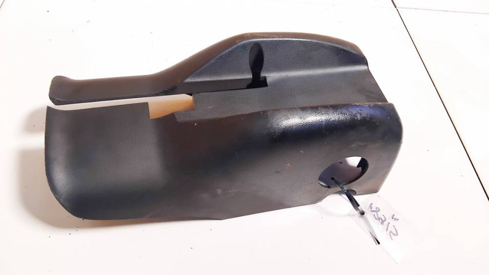 5P0858559C Seat Leon 2008 Dolna osłona obudowy kolumny kierowniczej