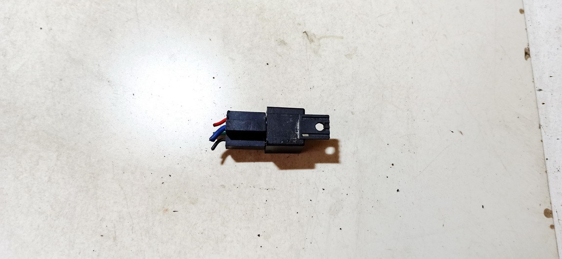 NVF42CZ30A Mitsubishi Carisma 1998 Przekaźnik - Thumbnail 2